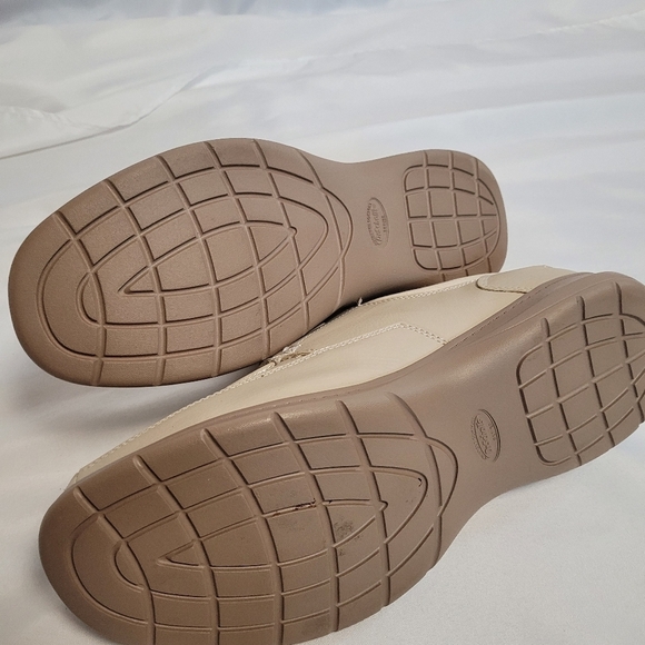 NIB Dr. Scholls Men's Casual Stroll Bone Color Shoes size 11 Wide Leather w/Box - Picture 4 of 10